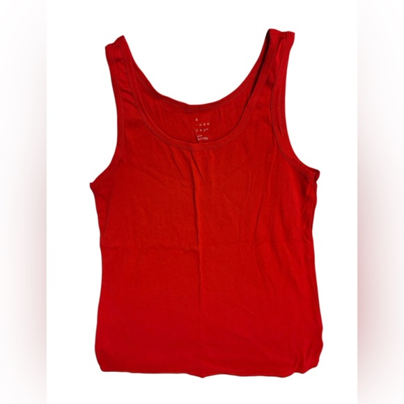 A New Day Red Scoop Neck Knit Tank Size Large Perfect Condition - Picture 1 of 4